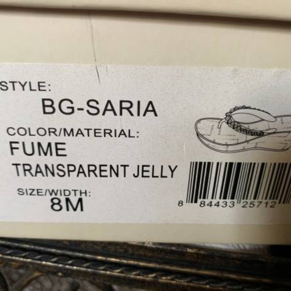 Women's BCBG BG-Saria Fume Transparent Black Jelly 3" Thong Sandals 8M - Picture 5 of 5